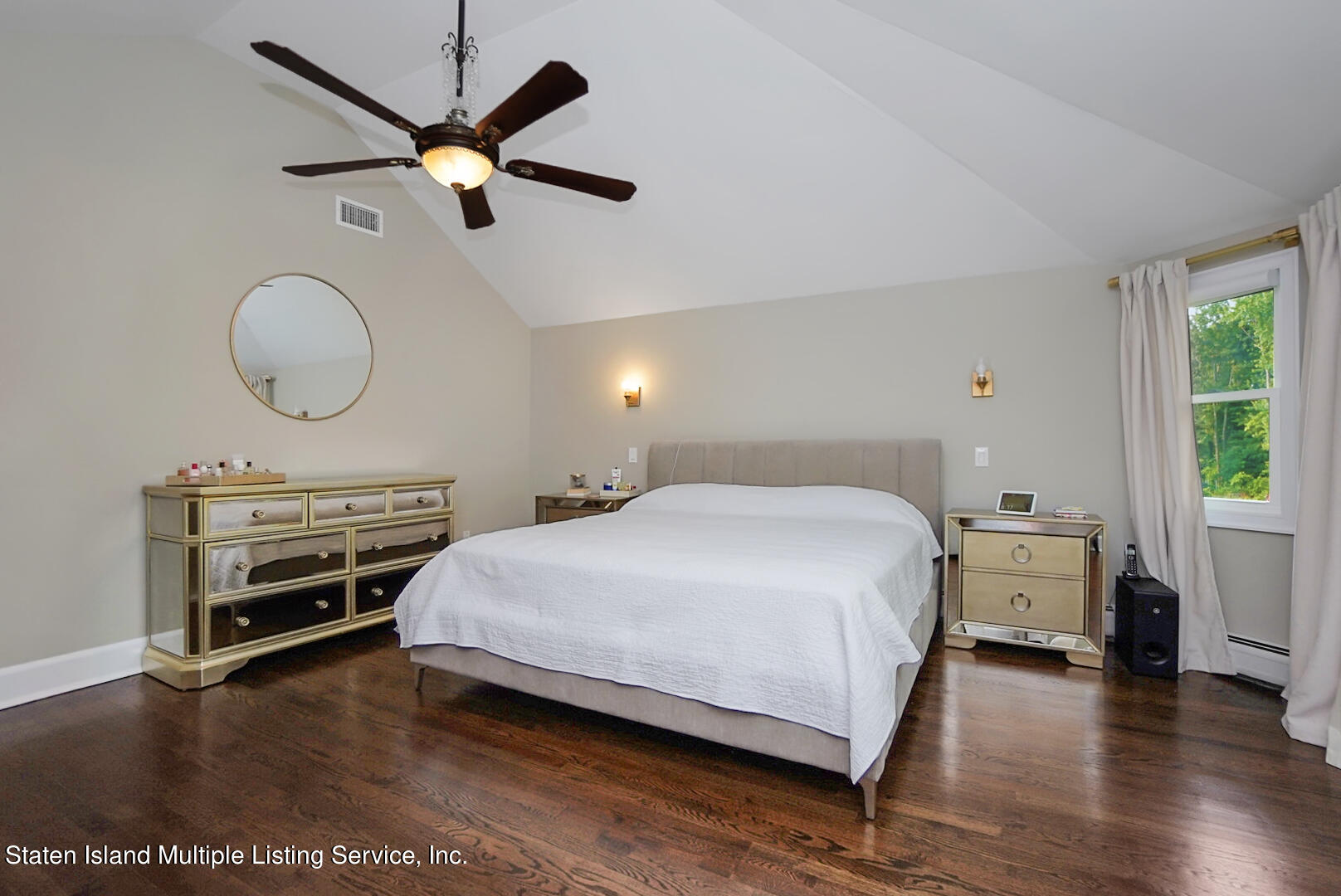 64 Covington Circle Staten Island, NY 10312 - Photo 23 of 40 Photo Nov 16 2022, 8 11 51 AM (1)
