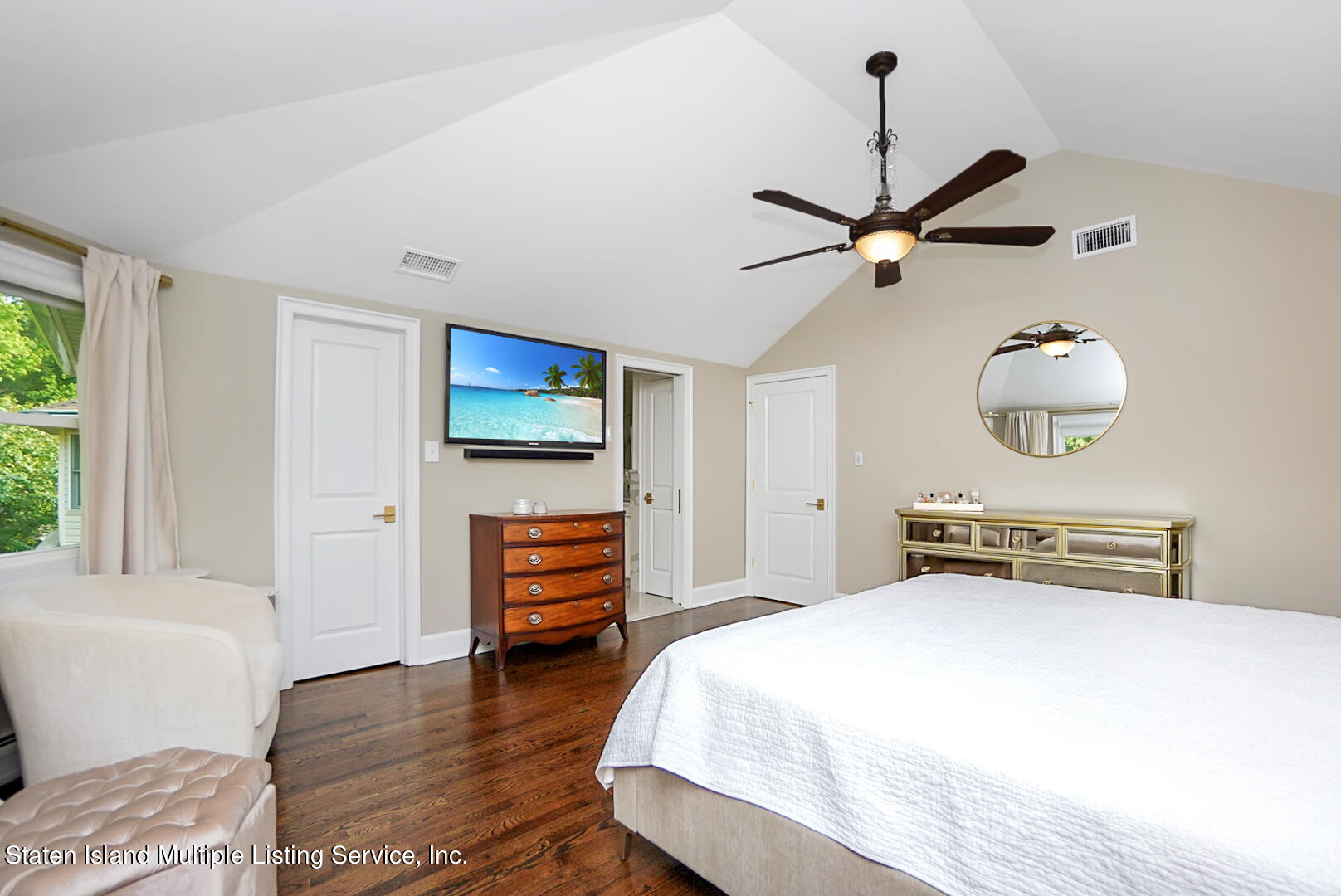 64 Covington Circle Staten Island, NY 10312 - Photo 24 of 40 Photo Nov 16 2022, 8 11 42 AM