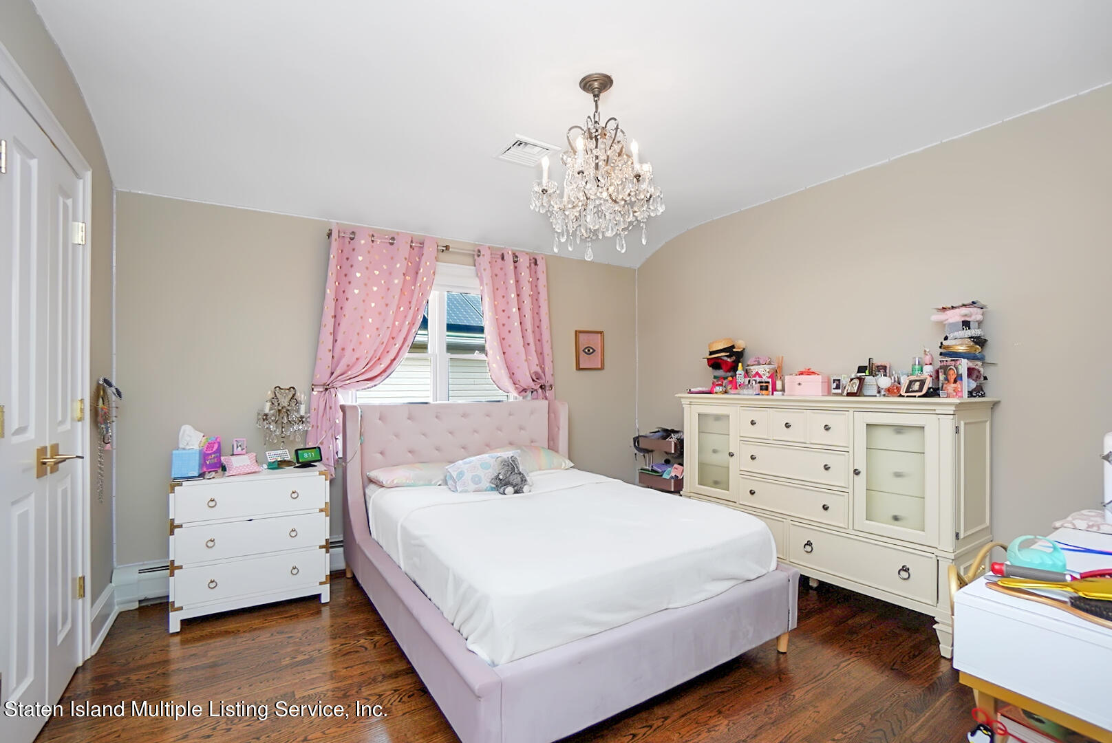 64 Covington Circle Staten Island, NY 10312 - Photo 28 of 40 Photo Nov 16 2022, 8 06 35 AM