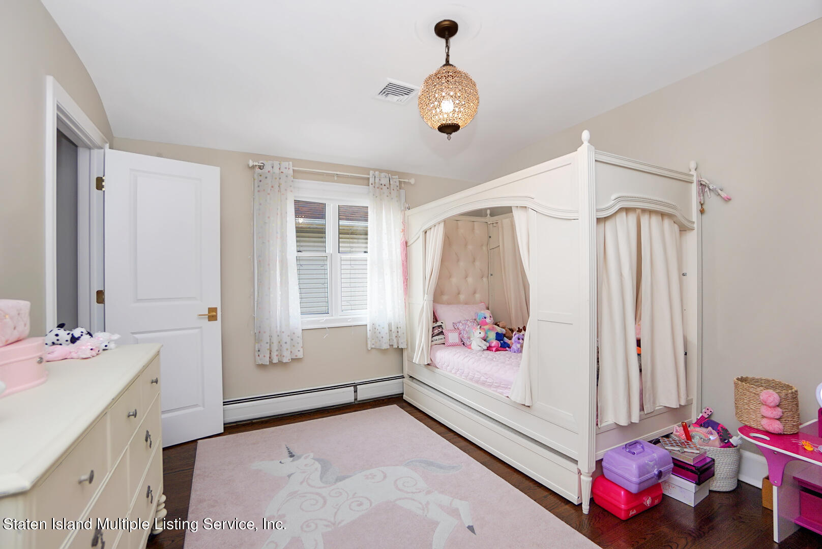 64 Covington Circle Staten Island, NY 10312 - Photo 30 of 40 Photo Nov 16 2022, 8 08 00 AM