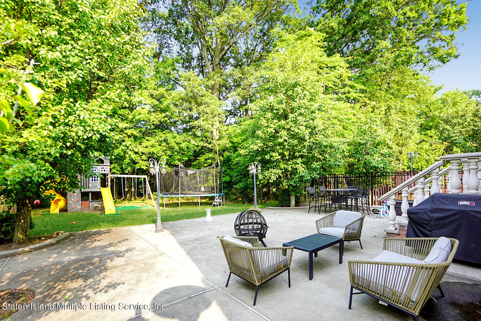 64 Covington Circle Staten Island, NY 10312 - Photo 40 of 40 Photo Nov 16 2022, 8 17 14 AM