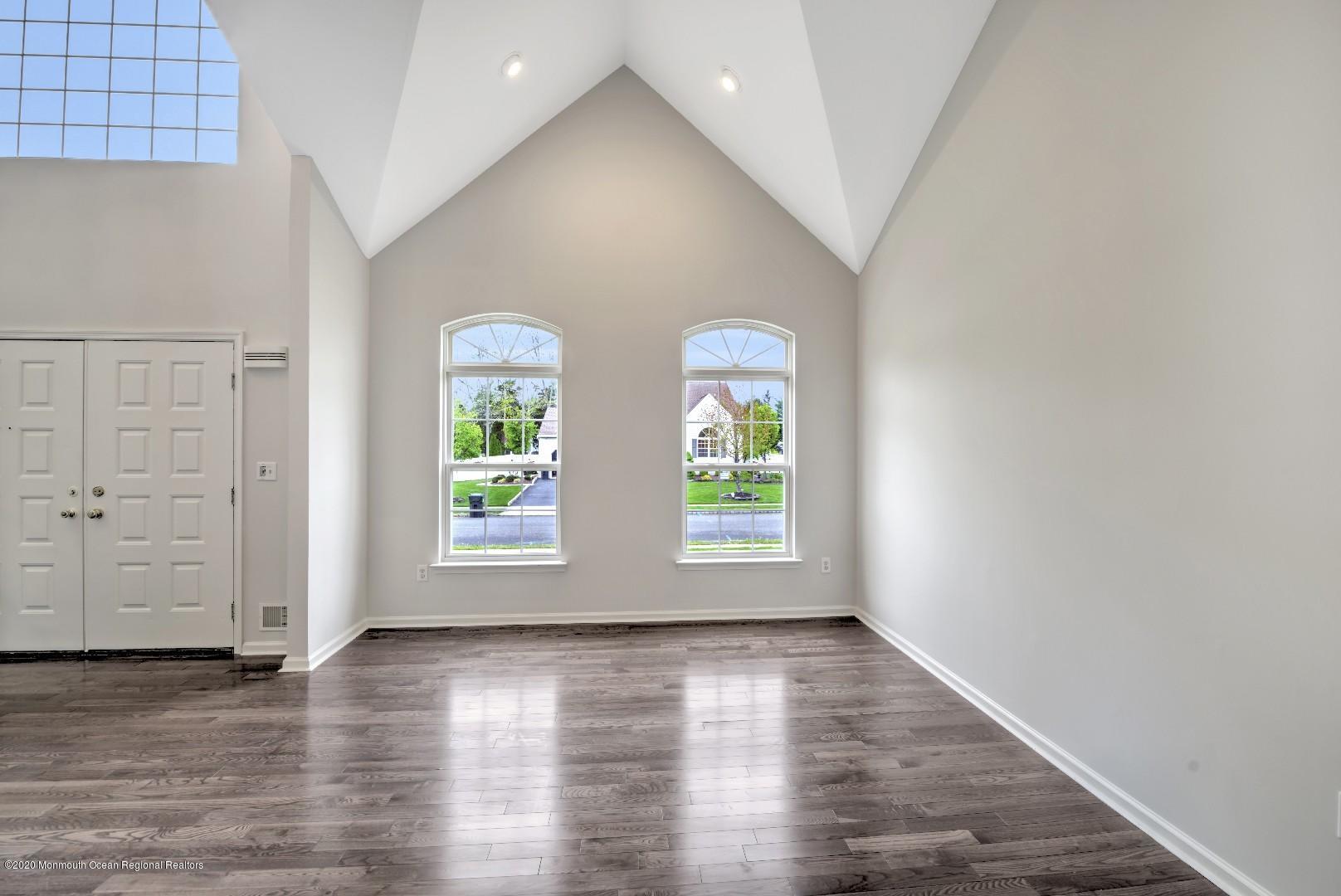 332 Meadowood Road Jackson, NJ 08527 - Photo 6 of 25 willner_15486_P06_100313