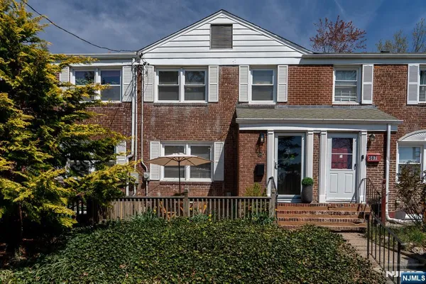 $475,000 | 589 Beverly Road, Teaneck, NJ 07666