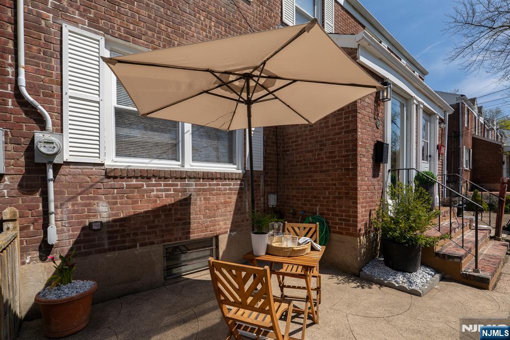 589 Beverly Road Teaneck, NJ 07666 - Photo 19 of 22