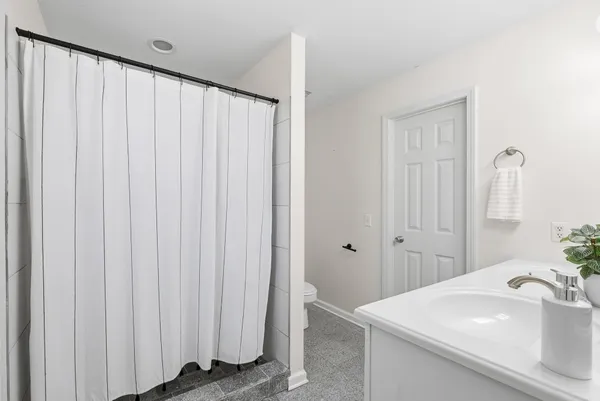 $265,000 | 69 Courtney Place, Cadiz, KY 42211