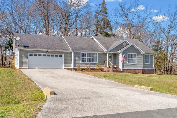 $265,000 | 69 Courtney Place, Cadiz, KY 42211