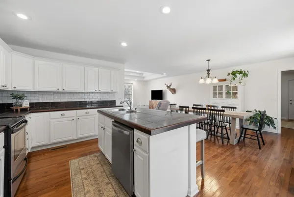 $265,000 | 69 Courtney Place, Cadiz, KY 42211