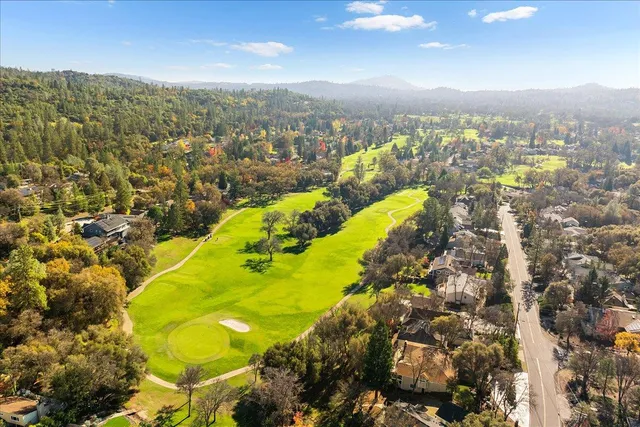 $424,950 | 12880 Lake Wildwood Drive, Penn Valley, CA 95946