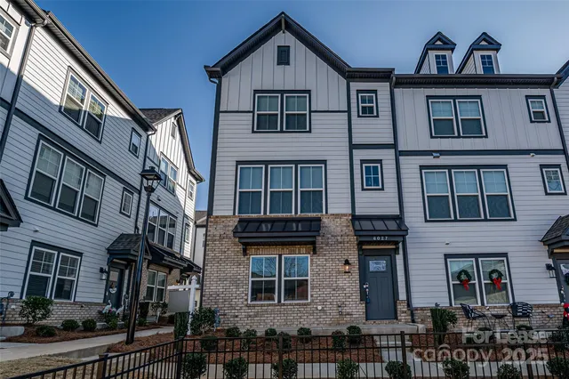 $3,250 | 6027 Towering Oaks Drive, Charlotte, NC 28205