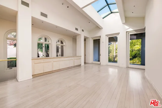 $31,500 | 1136 Calle Vista Drive, Beverly Hills, CA 90210