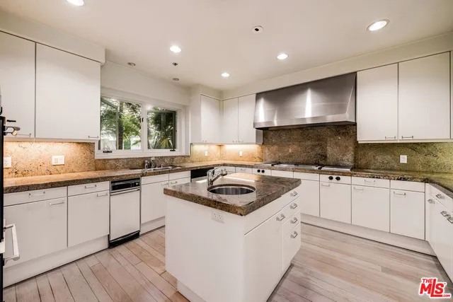 $31,500 | 1136 Calle Vista Drive, Beverly Hills, CA 90210