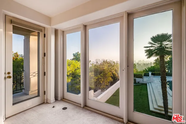 $31,500 | 1136 Calle Vista Drive, Beverly Hills, CA 90210