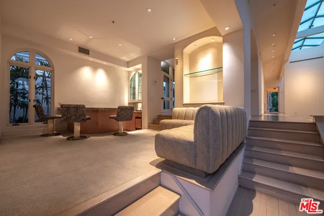 $31,500 | 1136 Calle Vista Drive, Beverly Hills, CA 90210