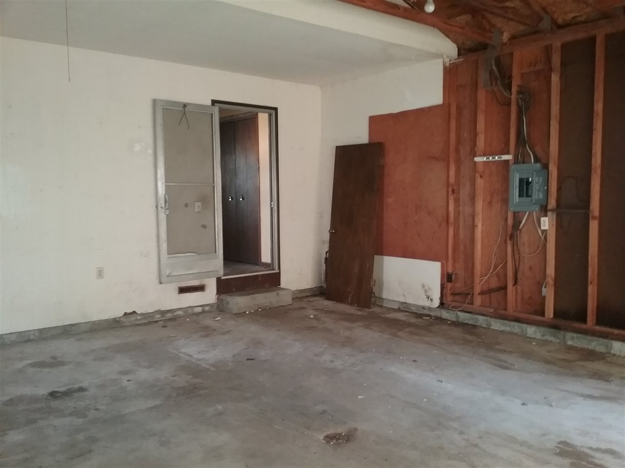 3659 South Shepherd Road Mount Pleasant, MI 48858 - Photo 23 of 27 1867125-22.JPG