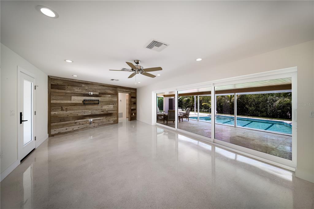 6561 Bayou Hammock Road Longboat Key, FL 34228 - Photo 58 of 81 Gallery Image 58
