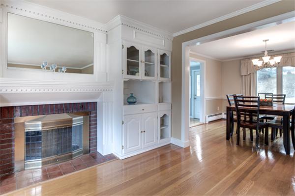 27 Ridgewood Road Milton, MA 02186 - Photo 9 of 30 Gallery Image 9