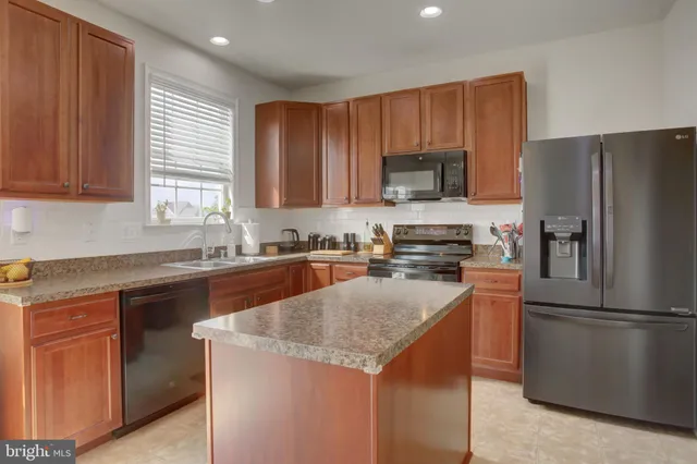 $399,900 | 6816 Pennington Drive, Fayetteville, PA 17222