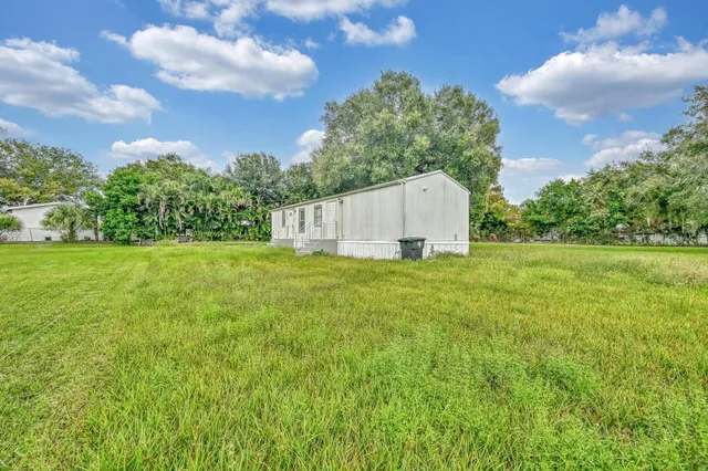 $130,000 | 585 Avenue D, Moore Haven, FL 33471