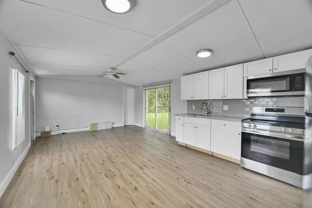 $130,000 | 585 Avenue D, Moore Haven, FL 33471