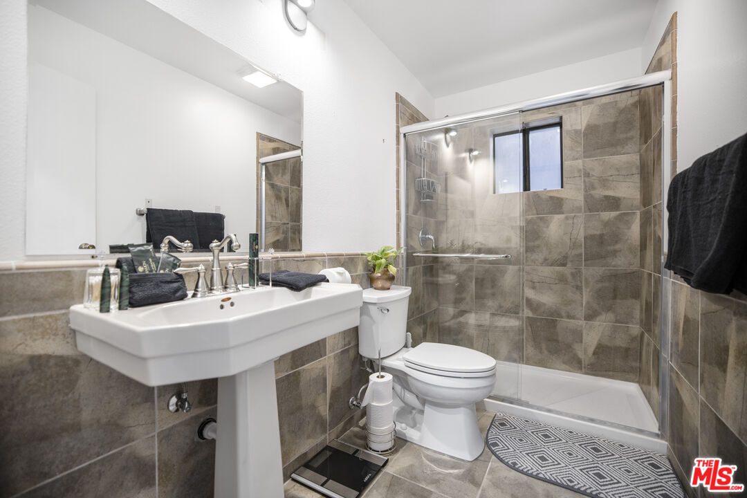 34315 Lancaster Road Lancaster, CA 93536 - Photo 24 of 43