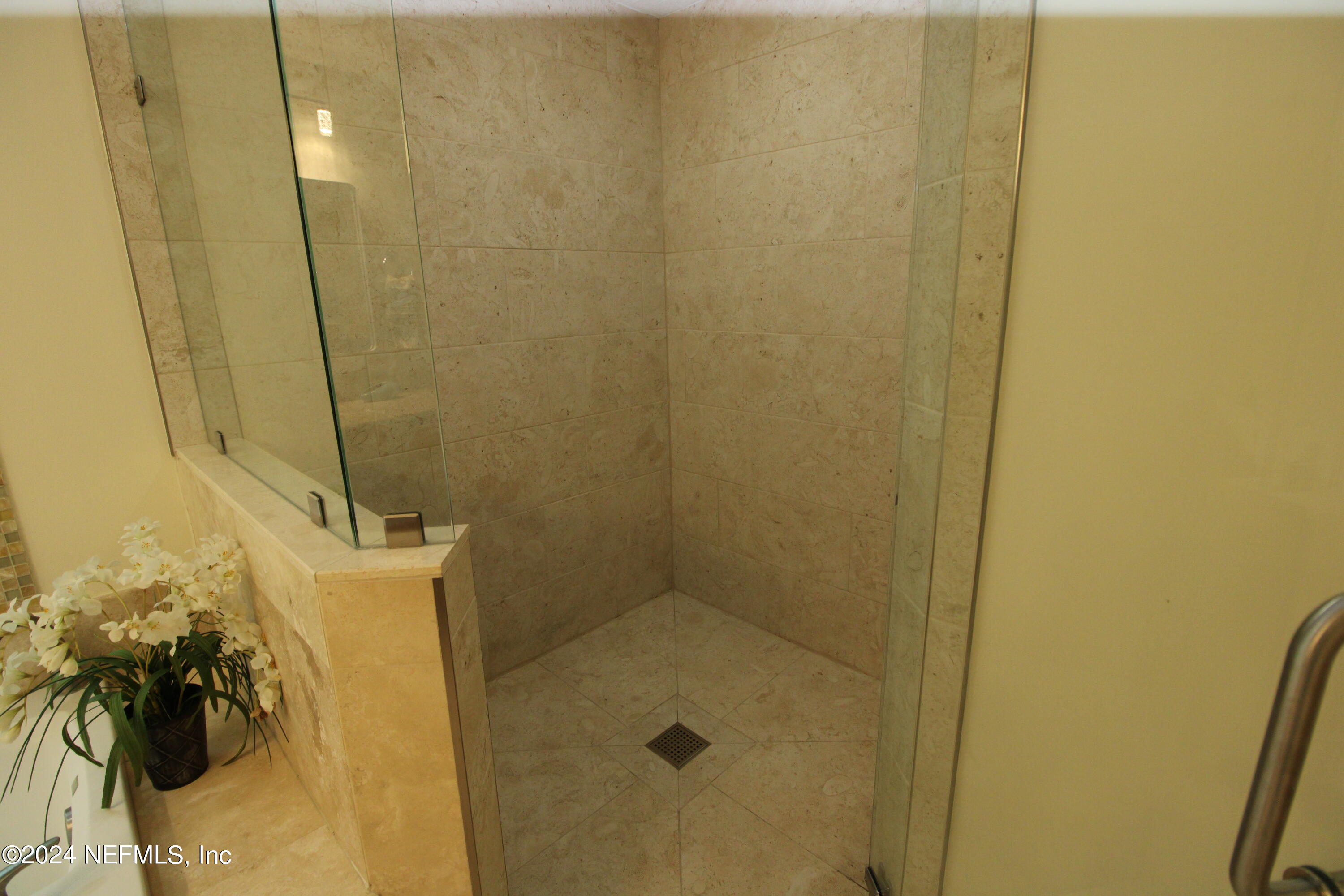28 Grand Ravine Drive St. Augustine, FL 32086 - Photo 26 of 55 a bathroom with a shower