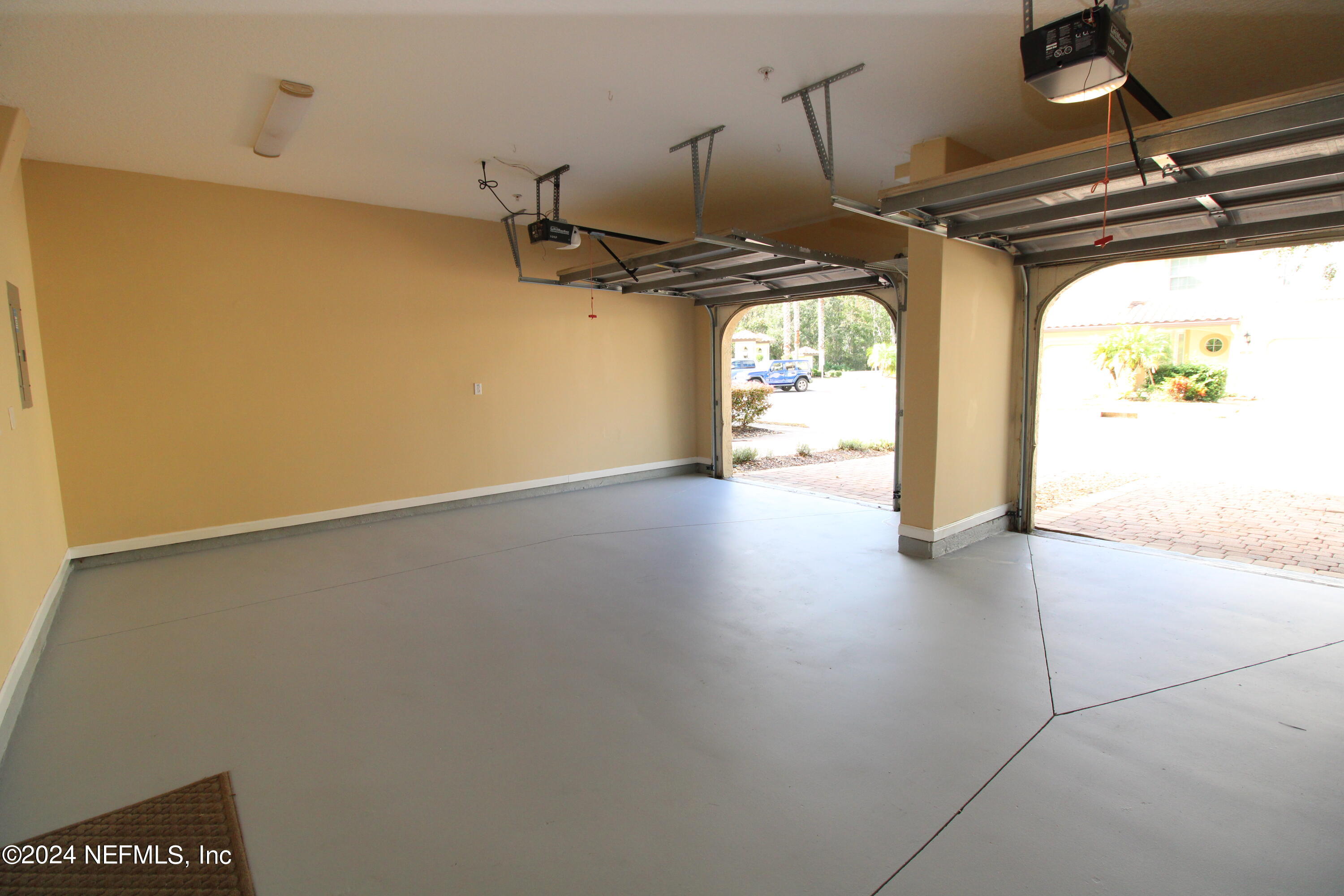 28 Grand Ravine Drive St. Augustine, FL 32086 - Photo 46 of 55 a view of a indoor garage