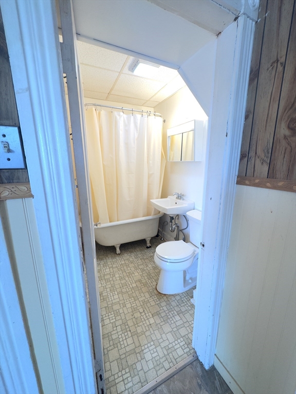 18 Maxwell Street, Unit 2 Worcester, MA 01607 - Photo 5 of 6 Gallery Image 5