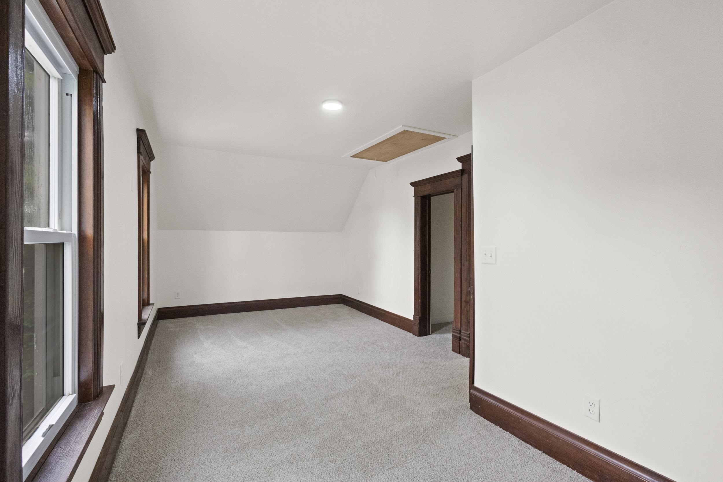 617 Newbury Street Ripon, WI 54971 - Photo 32 of 40