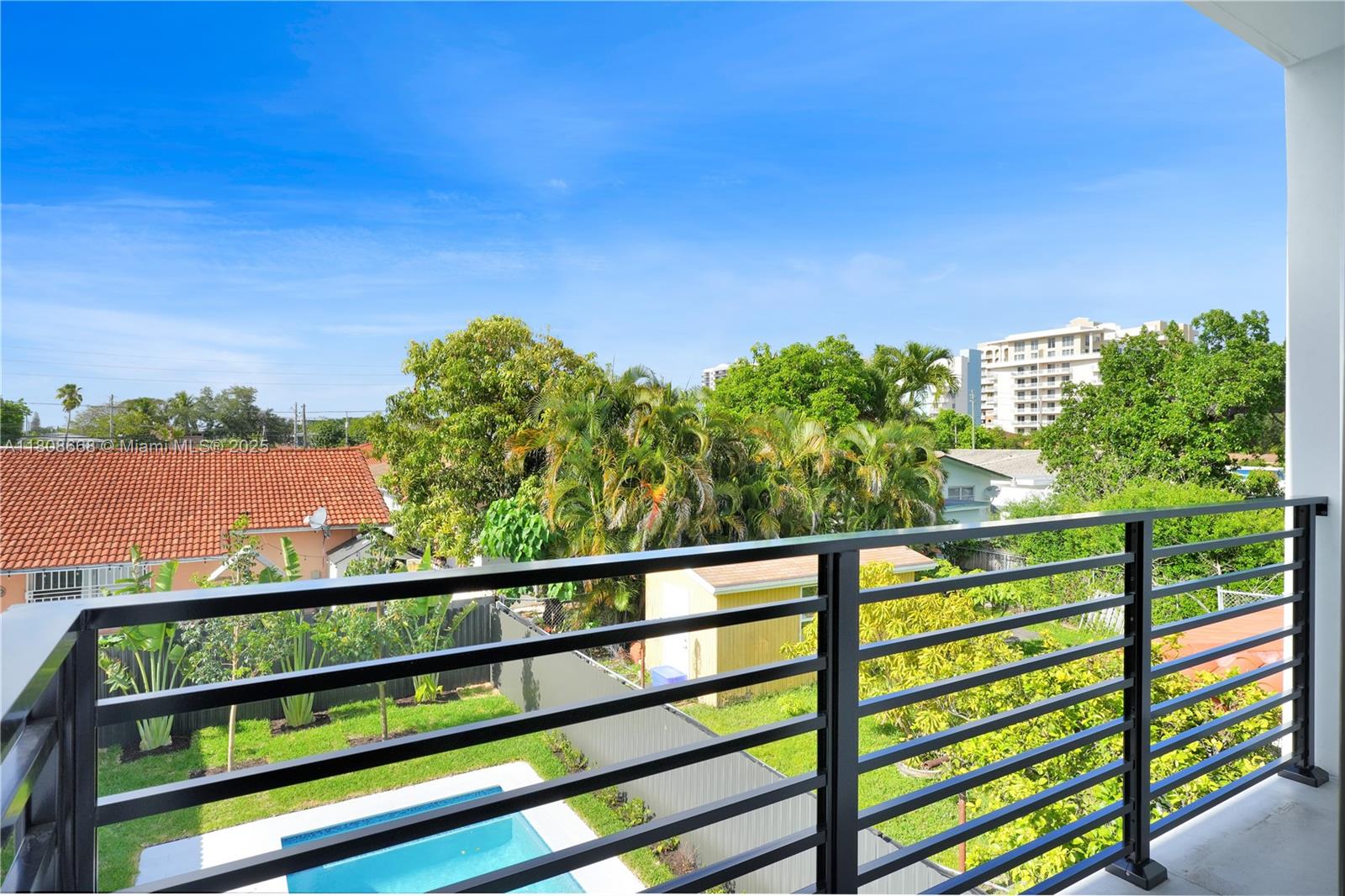 2839 Southwest 25th Street Miami, FL 33133 - Photo 21 of 47