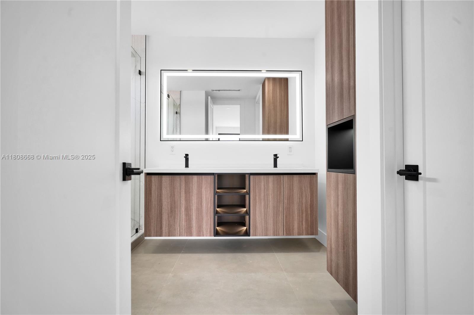 2839 Southwest 25th Street Miami, FL 33133 - Photo 26 of 47