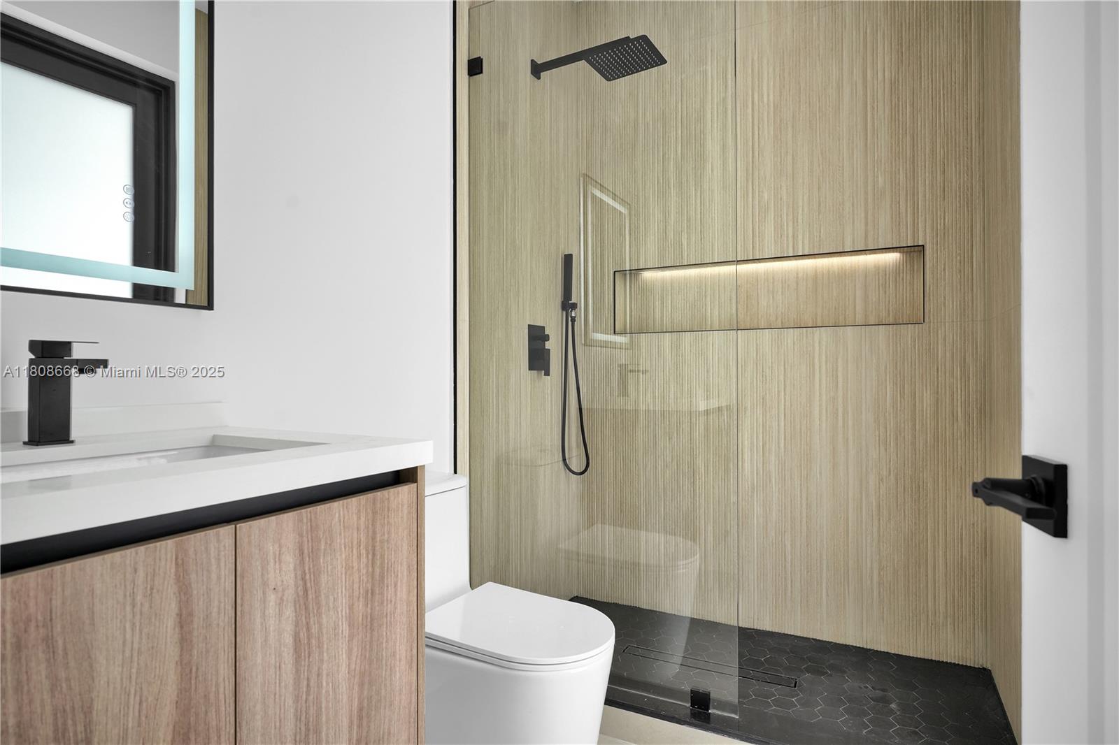 2839 Southwest 25th Street Miami, FL 33133 - Photo 32 of 47