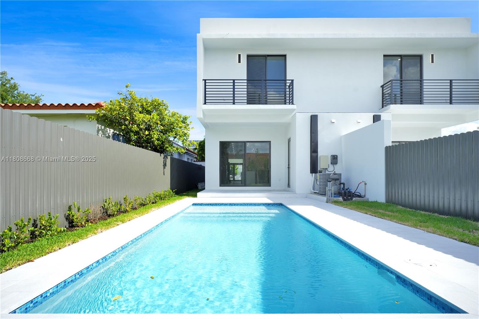 2839 Southwest 25th Street Miami, FL 33133 - Photo 42 of 47