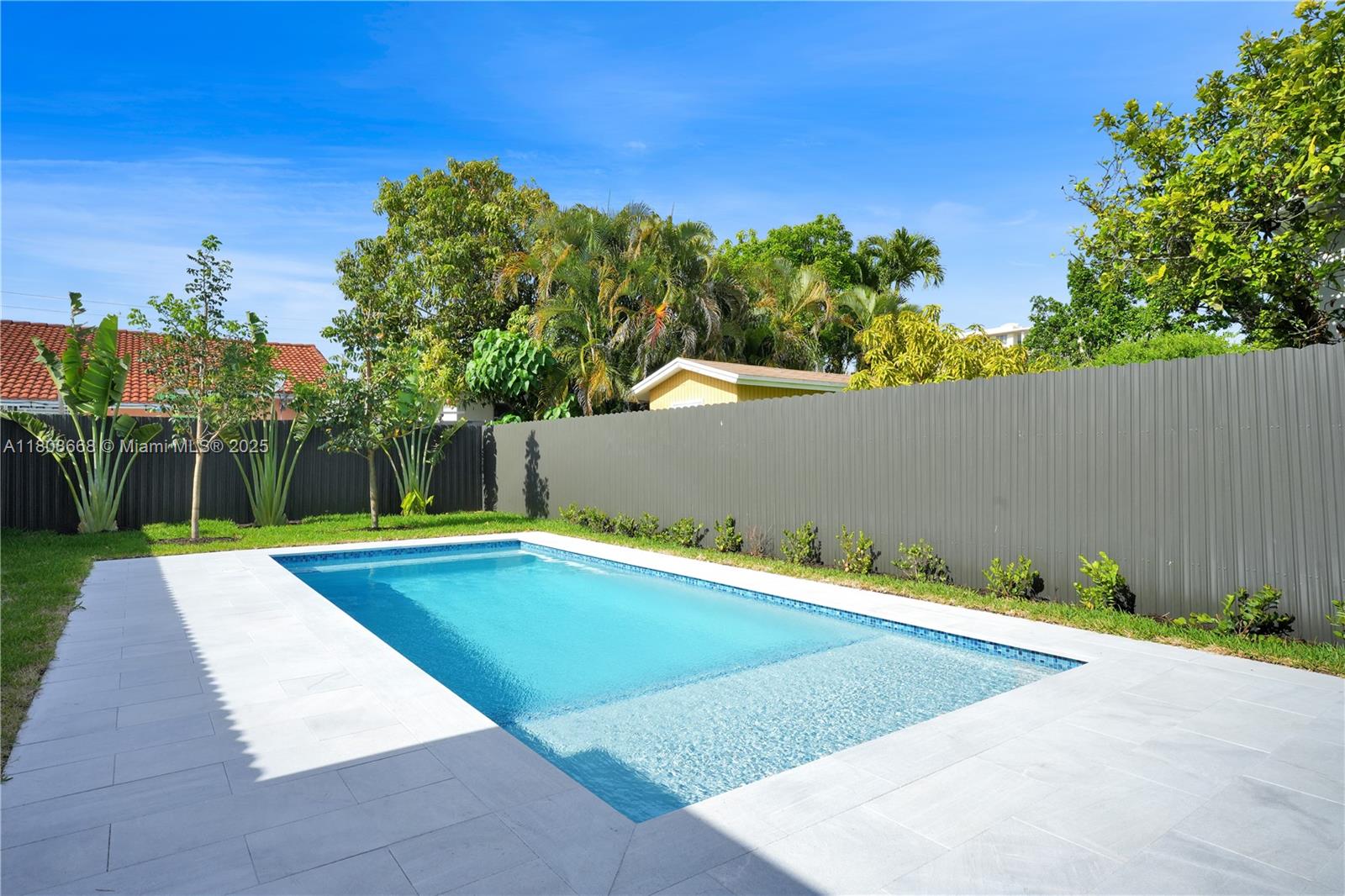 2839 Southwest 25th Street Miami, FL 33133 - Photo 45 of 47