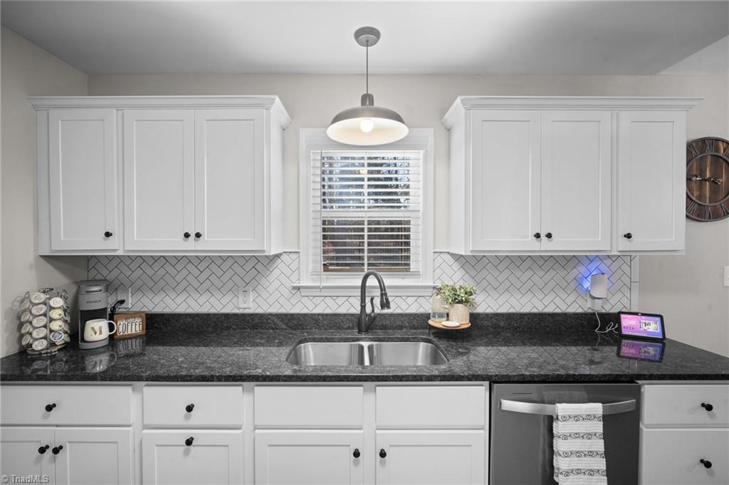 2134 Waterford Pointe Road Lexington, NC 27292 - Photo 9 of 27 Gallery Image 9