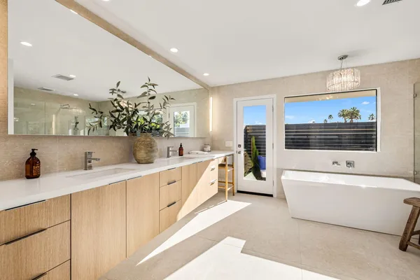 $2,999,000 | 73306 Juniper Street, Palm Desert, CA 92260