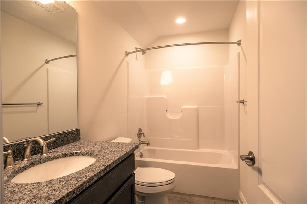 230 Swinderman Road Wexford, PA 15090 - Photo 19 of 22 Second Floor Guest Bath.