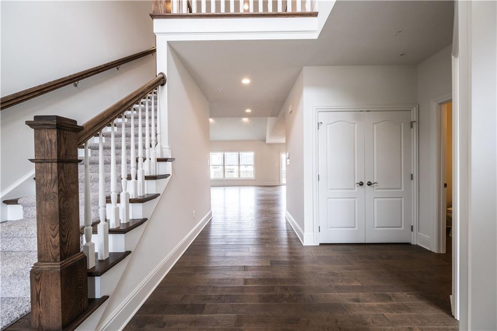 230 Swinderman Road Wexford, PA 15090 - Photo 3 of 22 2 Story Open Foyer.