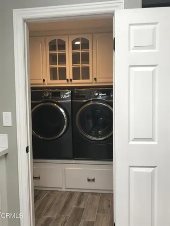 a view of washer and dryer