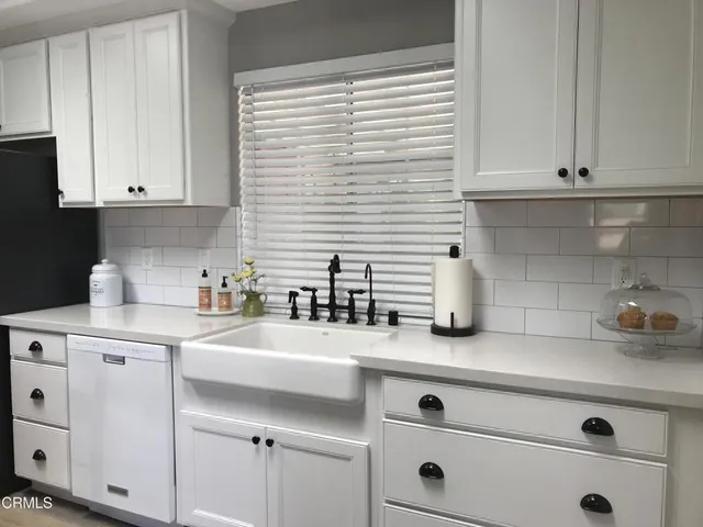 $4,850 | 838 Calle Margarita, Thousand Oaks, CA 91360