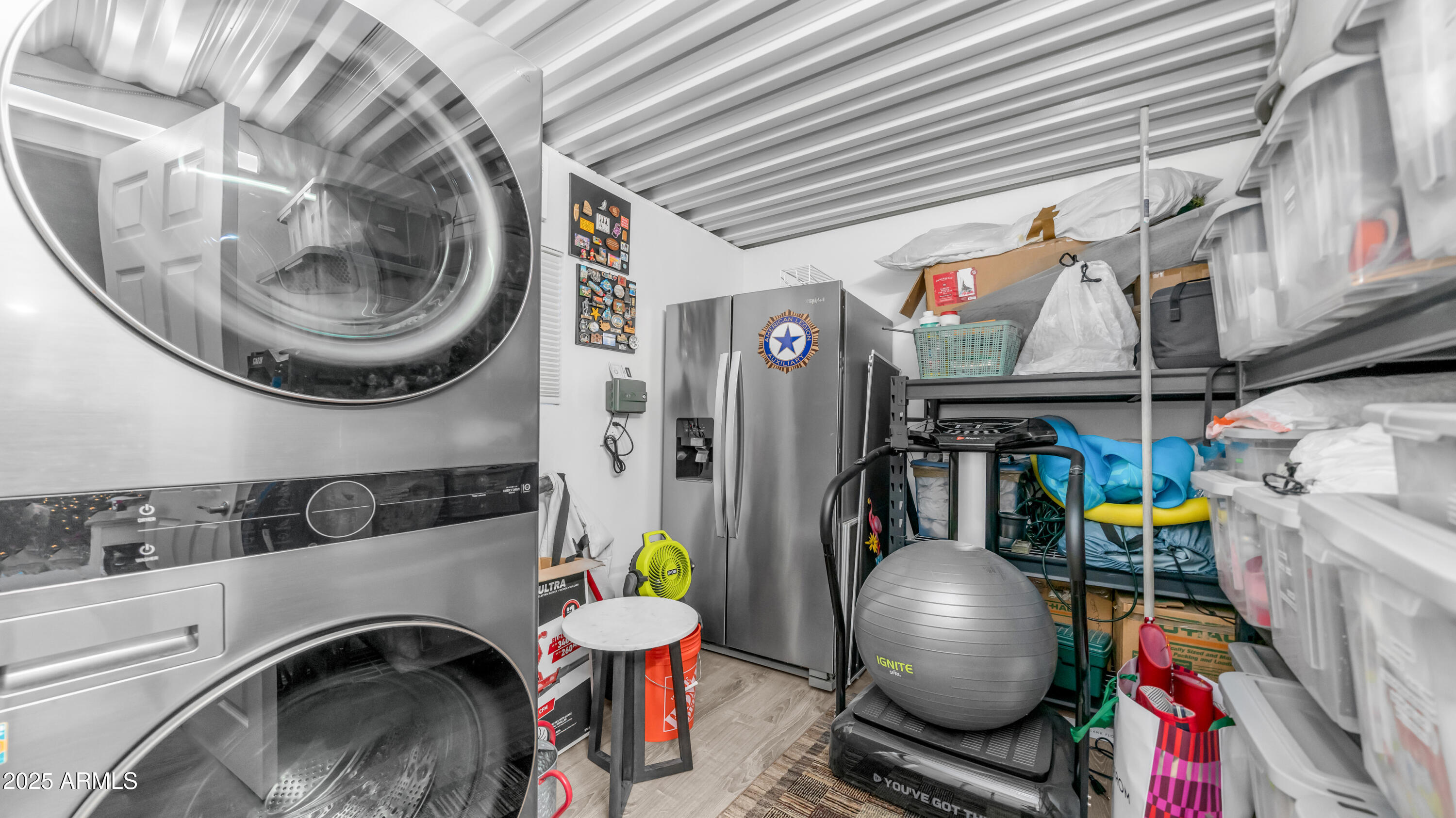 2550 South Ellsworth Road, Unit 751 Mesa, AZ 85209 - Photo 24 of 27 a utility room with dryer and washer