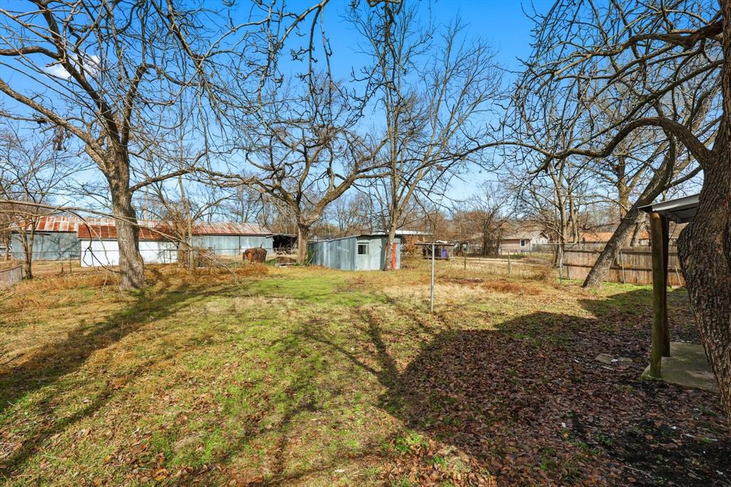 803 East 14th Street Bonham, TX 75418 - Photo 21 of 22