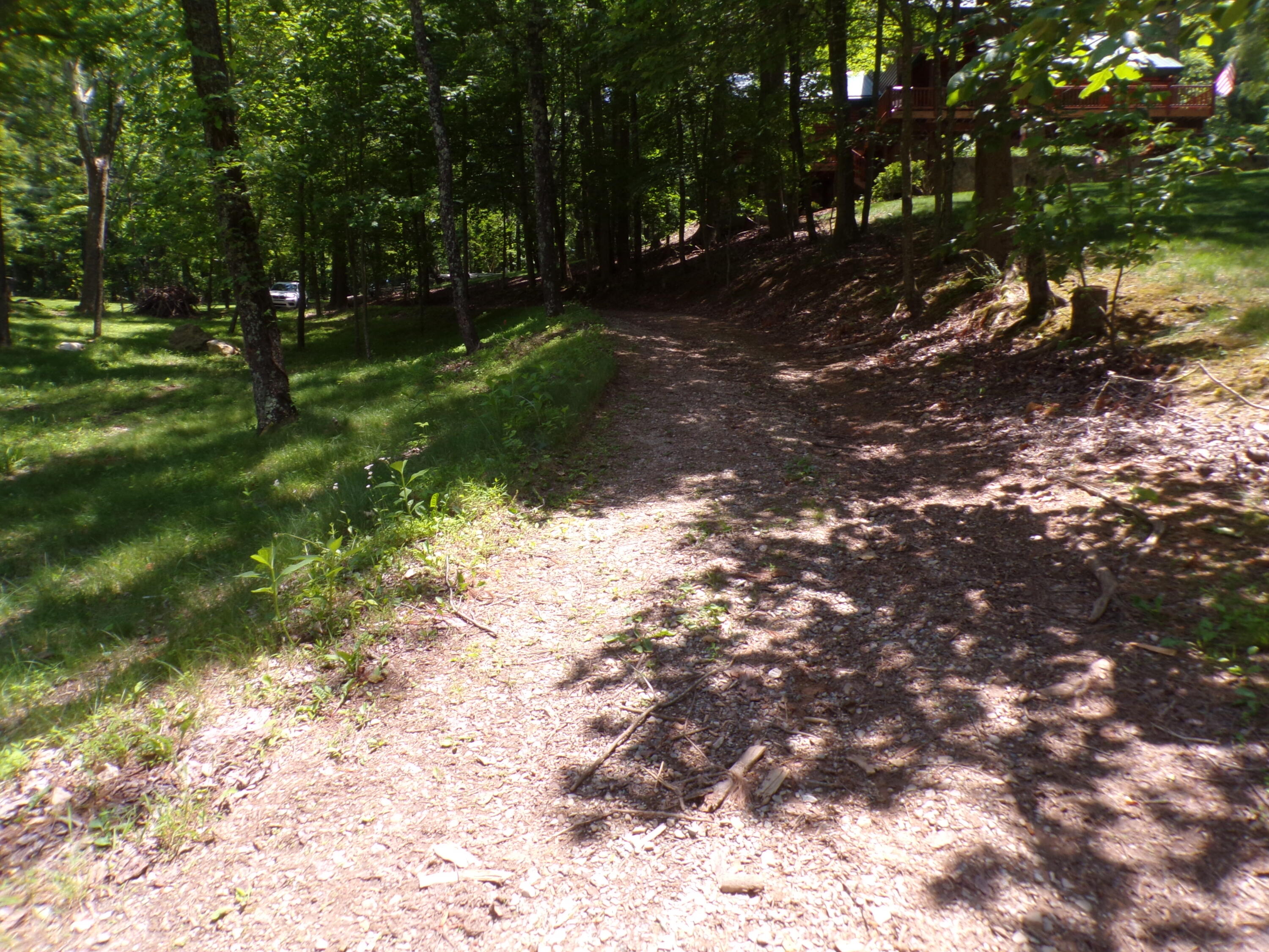 140 Moody Circle Butler, TN 37640 - Photo 6 of 10 103_7552