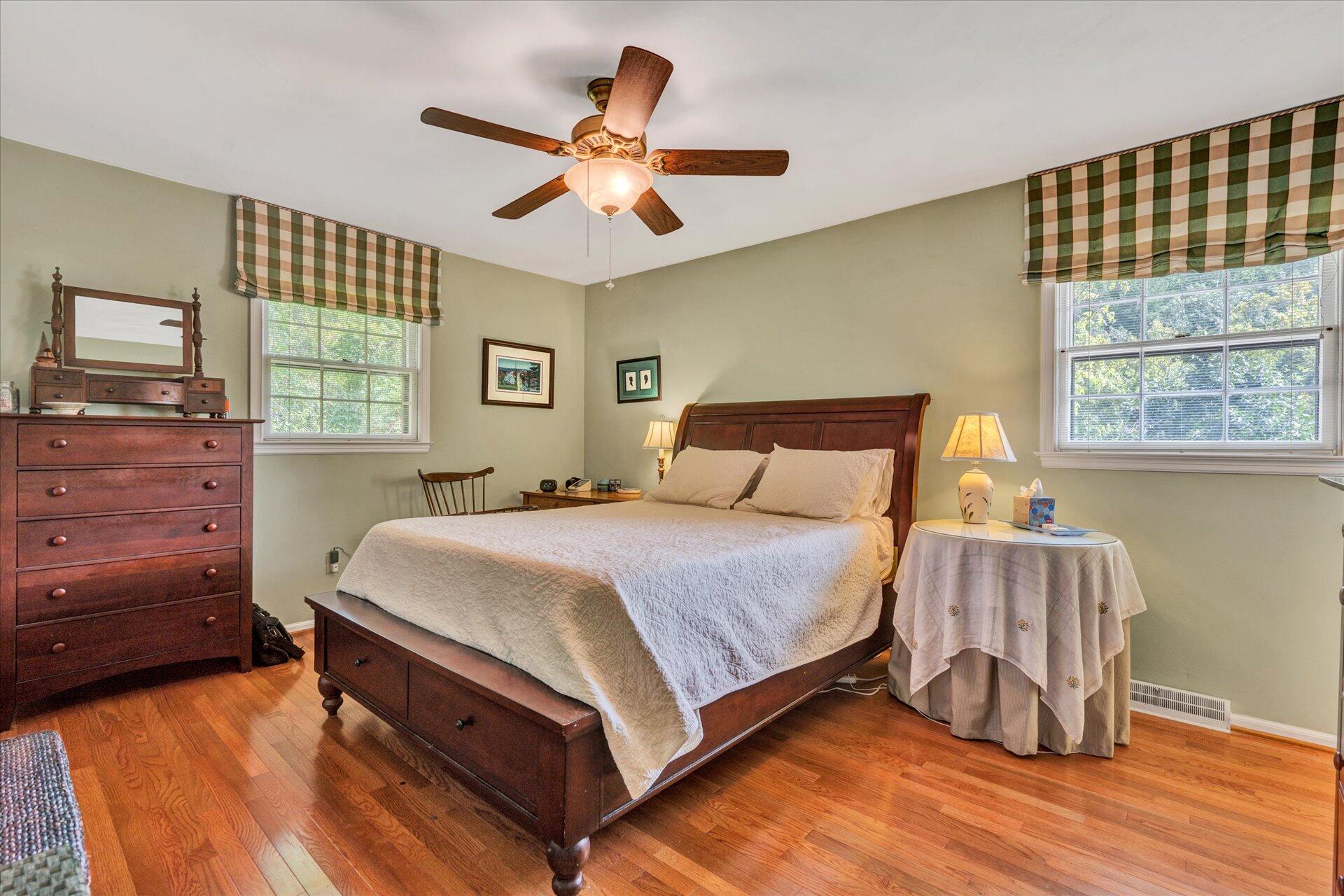 7007 Crown Road Roanoke, VA 24018 - Photo 18 of 35 18-DSC3016