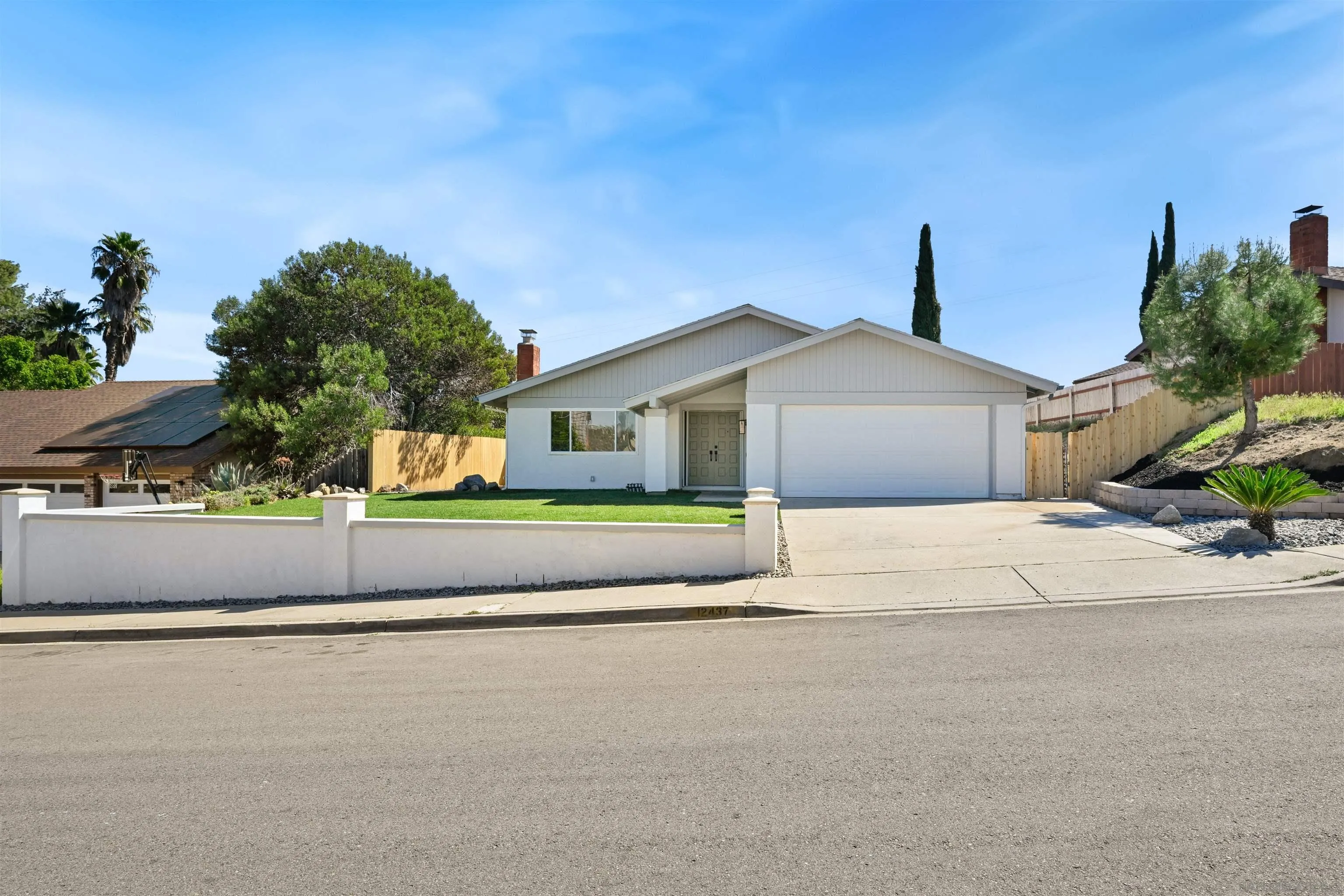 12437 Ridgeton Drive Lakeside, CA 92040 - Photo 6 of 32