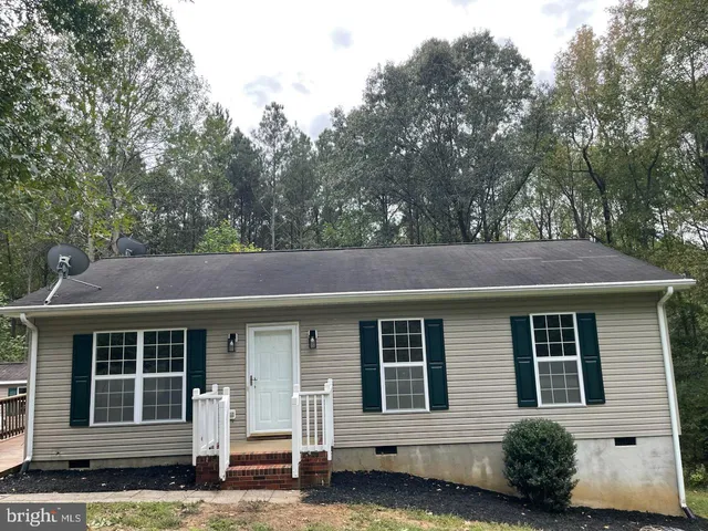 $330,000 | 9620 Mohawk Drive, King George, VA 22485