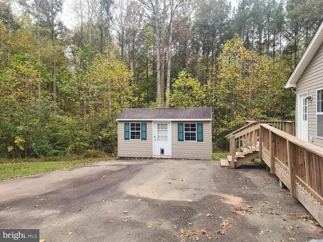$330,000 | 9620 Mohawk Drive, King George, VA 22485