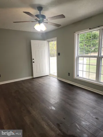 $330,000 | 9620 Mohawk Drive, King George, VA 22485