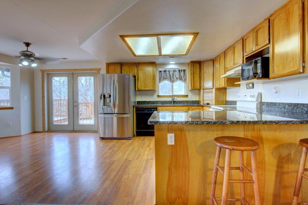 210 Rene Drive Shady Cove, OR 97539 - Photo 5 of 33 Additional Photo
