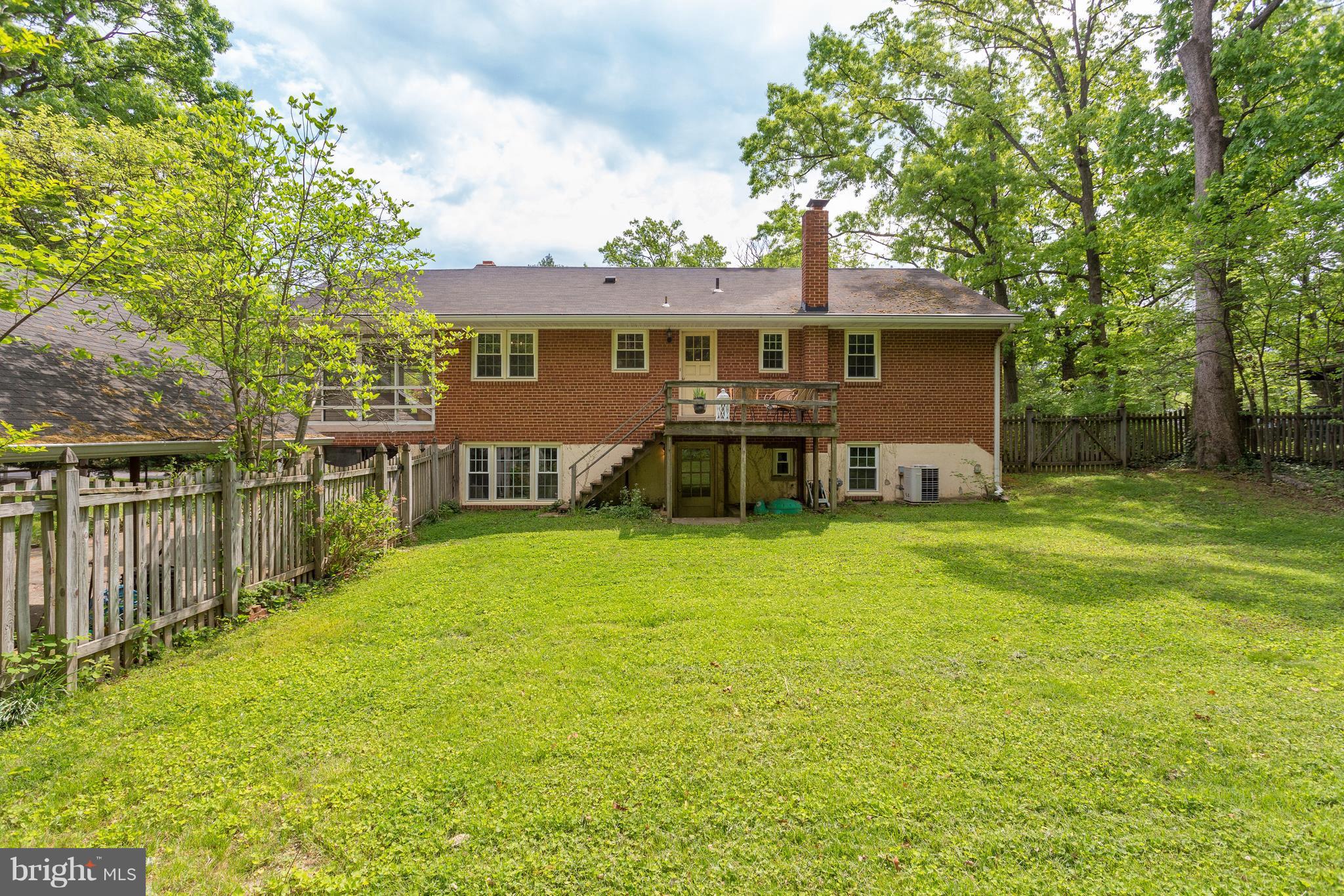 6724 Hackberry Street Springfield, VA 22150 - Photo 25 of 28 Exterior (Rear)