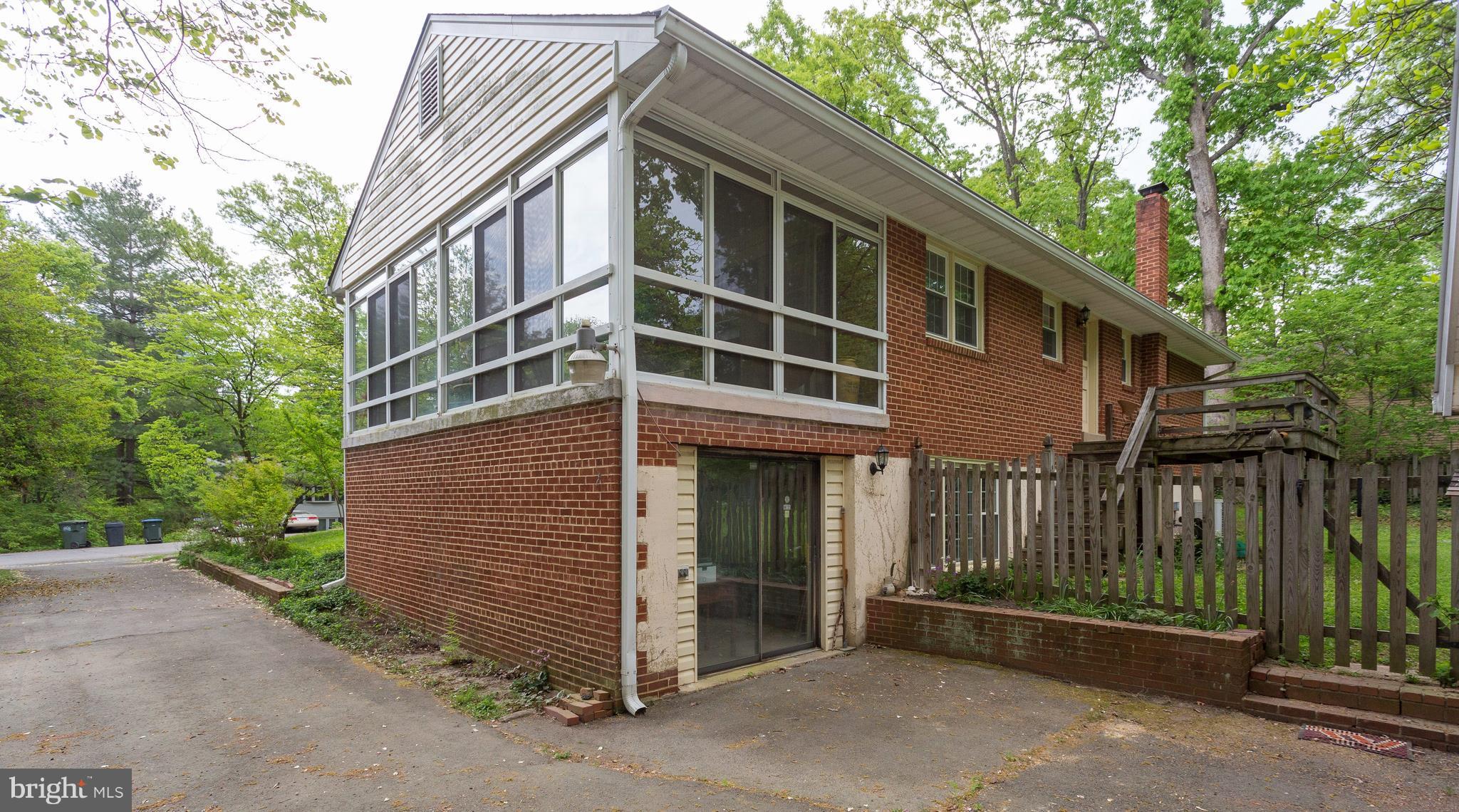 6724 Hackberry Street Springfield, VA 22150 - Photo 27 of 28 Exterior (Rear)